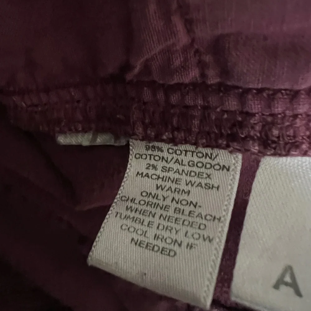 LOFT Modern Sexy Skinny Corduroy Pants‎ Womens Size 30/10 Burgundy Stretch Boho